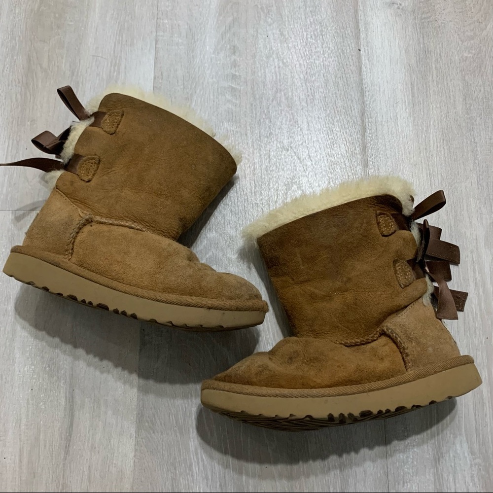 UGG Brown Bailey Bow Kids Booties